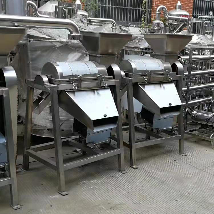 滁州市全椒縣胡總購(gòu)買的水果壓榨機(jī)已打包發(fā)貨！